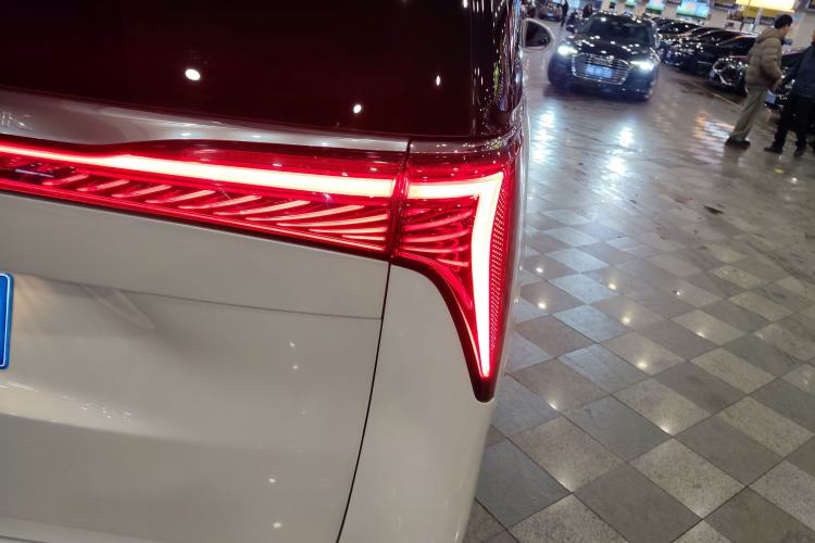 Used Buick Century 2023 2.0T Six-Seater Yinshi Edition