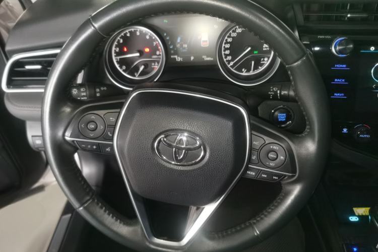Used Toyota Camry 2019 Revised Version 2.0G Luxury Edition