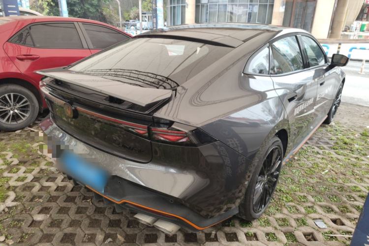 Used Changan UNI-V 2025 Model Third-Generation 2.0T Dynamic Edition