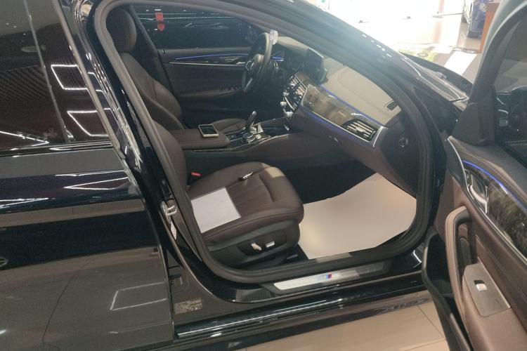 Used BMW 5 Series 2018 525Li M Sport Package
