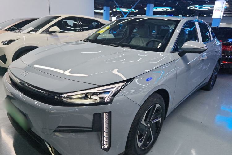 Used  L6 2024 125km PLUS Dragon Edition