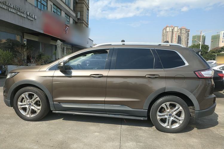 Used Ford Edge 2016 EcoBoost 245 Two-Wheel-Drive Titanium 7-Seater
