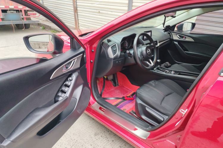 Used Mazda Mazda 3 Axela 2017 Sedan 1.5L Automatic Luxury Model Emission Standard China V
