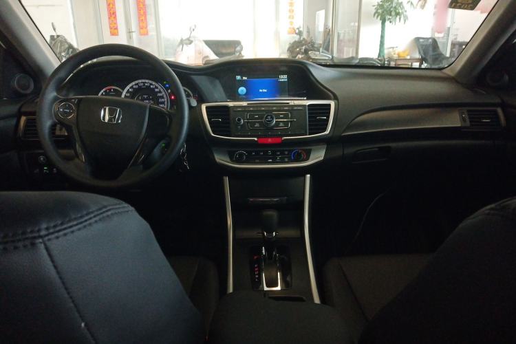 Used Honda Accord 2014 2.0L LX Comfort Edition
