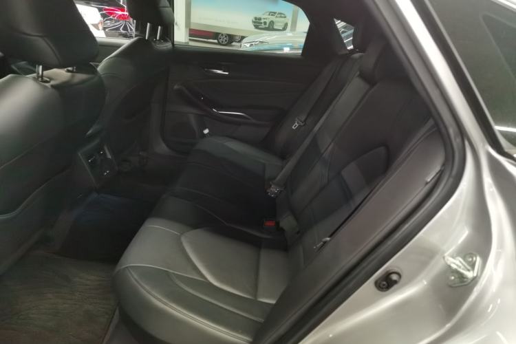 Used Toyota Avalon 2019 Dual-Engine 2.5L Luxury Edition China VI Standard
