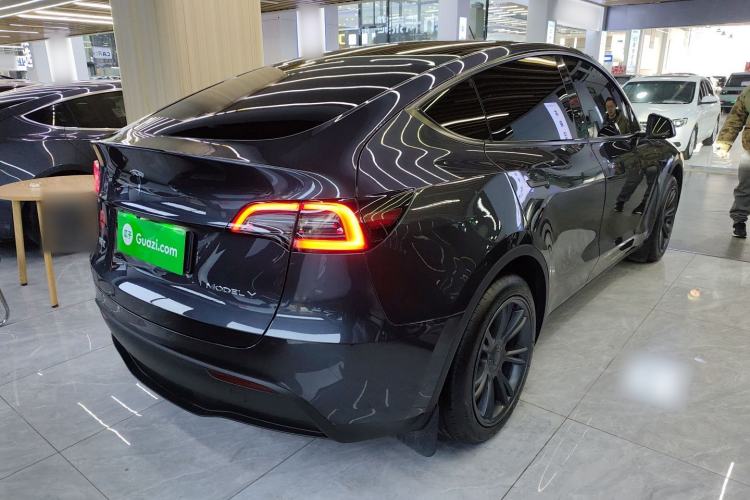 Used Tesla Model Y 2024 Rear-Wheel-Drive Version

