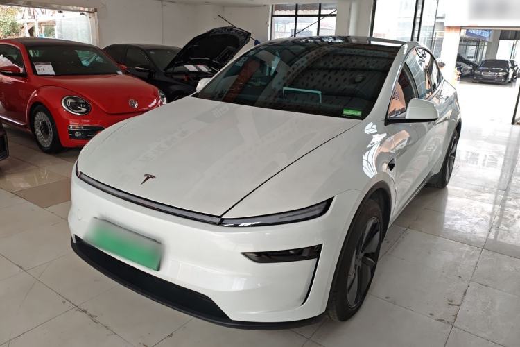 Used Tesla Model Y 2025 Rear-Wheel-Drive Version
