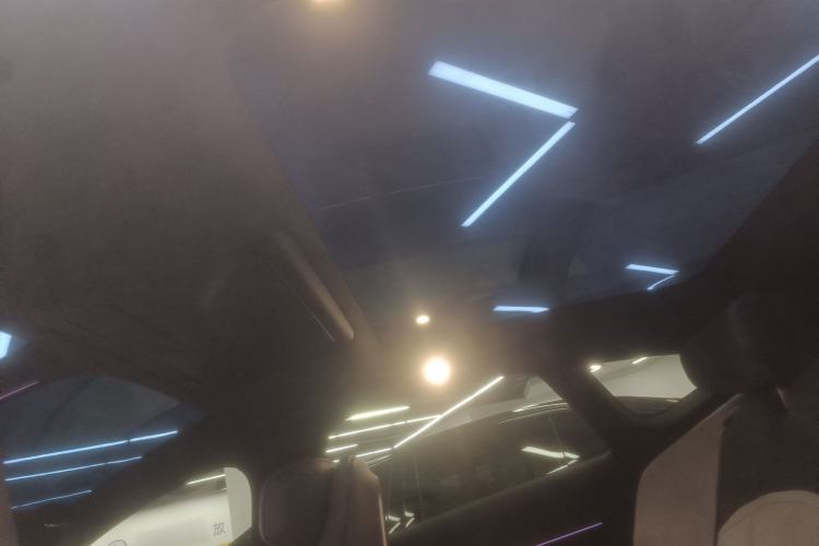 Used  12 2025 Ultra Extended-Range Edition
