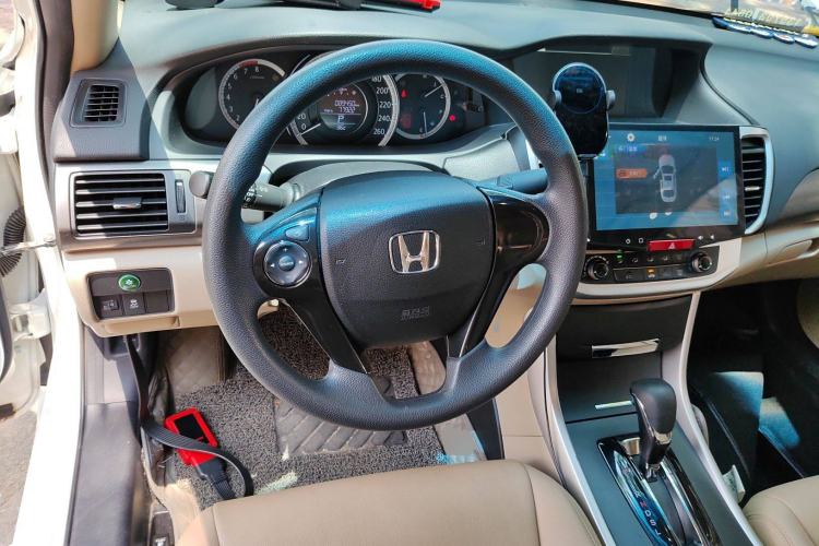 Used Honda Accord 2015 2.0L LX Comfort Edition
