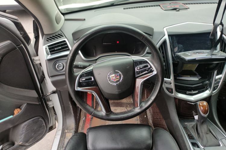 Used Cadillac SRX 2015 3.0L Elite Model
