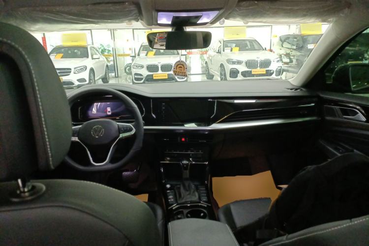 Used Volkswagen Passat 2025 Outstanding Model 330TSI Elite Edition
