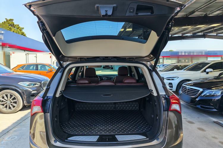 Used Buick Envision 2018 28T Four-Wheel Drive Luxury Model
