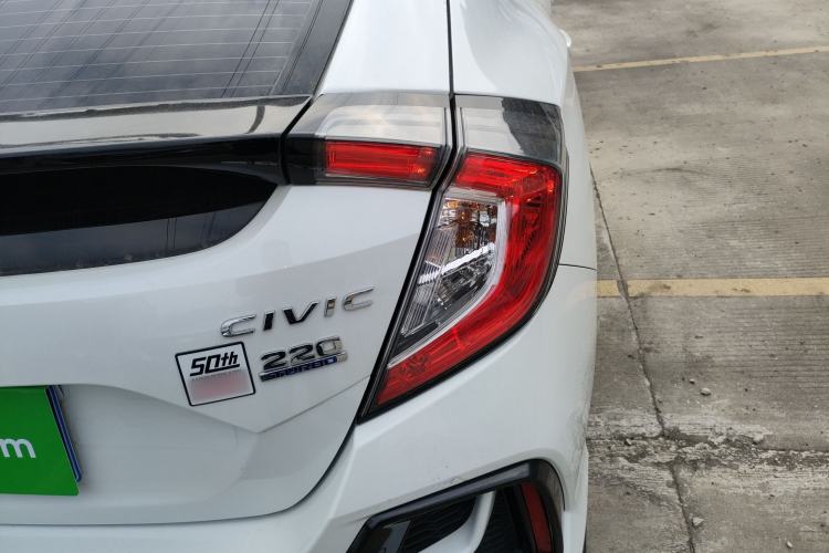 Used Honda Civic 2021 HATCHBACK 220TURBO CVT New Trendsetter