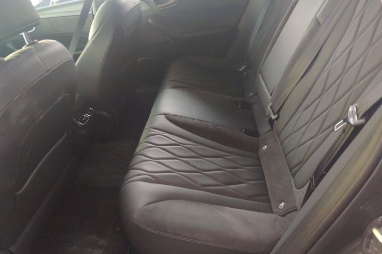 Used Roewe D7 2023 DMH 125km Excellence Edition