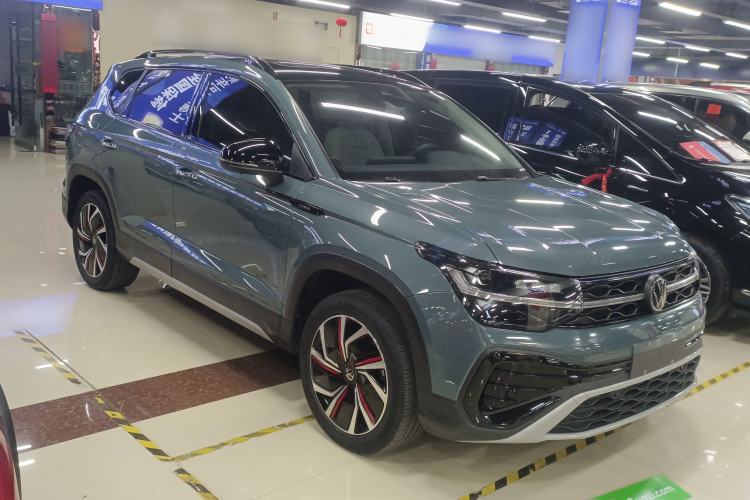 Used Volkswagen Tharu 2023 300TSI Two-Wheel-Drive Moon Luxury Edition
