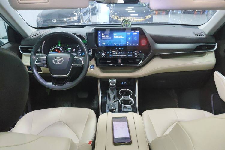 Used Toyota Highlander 2022 Dual-Engine 2.5L Four-Wheel Drive Prestige Version 7 Seats
