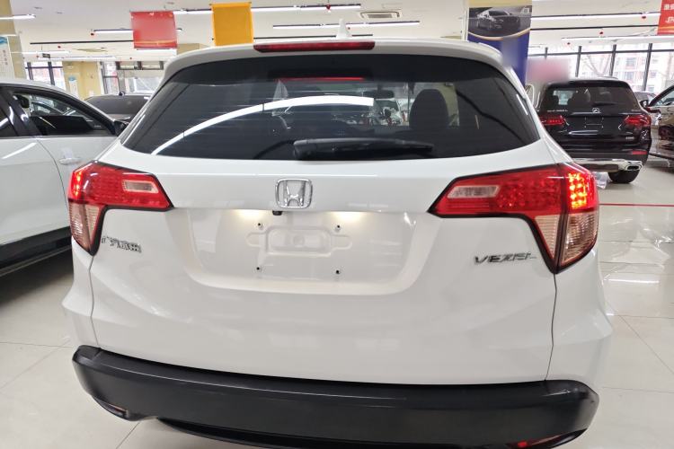 Used Honda Vezel 2017 1.8L CVT 2WD Elite Model
