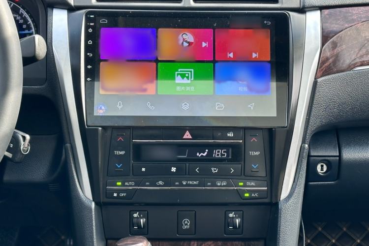 Used Toyota Camry 2016 2.0G 10th Anniversary Leading Edition
