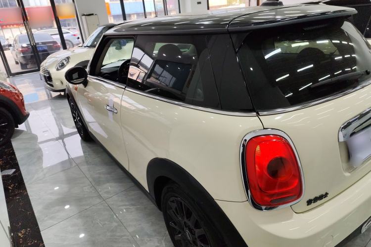 Used  MINI 2016 1.5T COOPER
