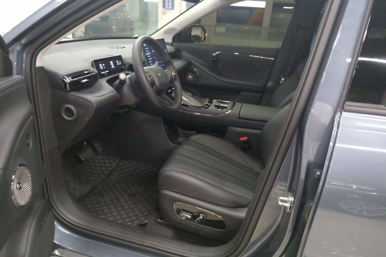 Used AION V 2024 Aion Tyrannosaurus 650 LiDAR Edition
