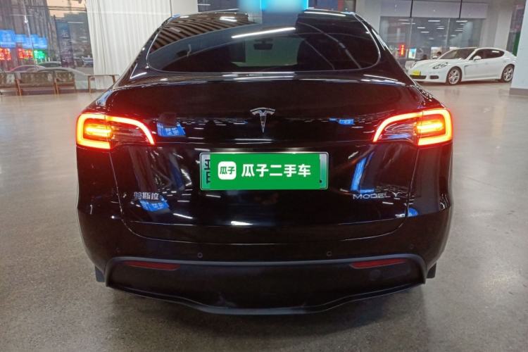 Used Tesla Model Y 2021 Standard Range Rear-Wheel Drive Version