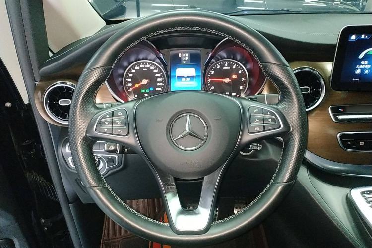 Used Mercedes-Benz V-Class 2020 V 260 L Long-wheelbase Luxury Edition