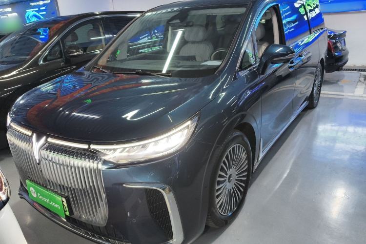 Used VOYAH Dream 2025 PHEV Four-Wheel-Drive Flagship Kunpeng Edition