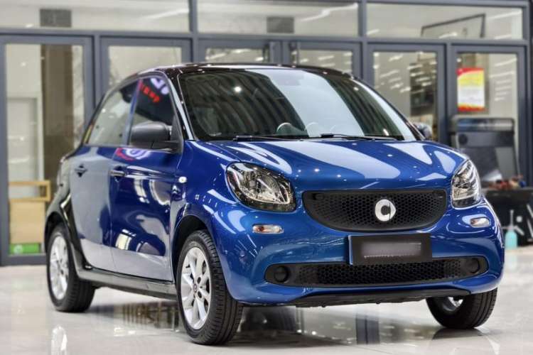 Used  forfour 2016 1.0L 52 kW Dynamic Edition
