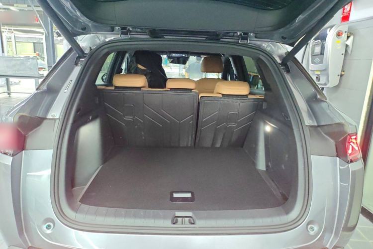 Used BYD Song L DM-i 2024 160 km Excellence Version
