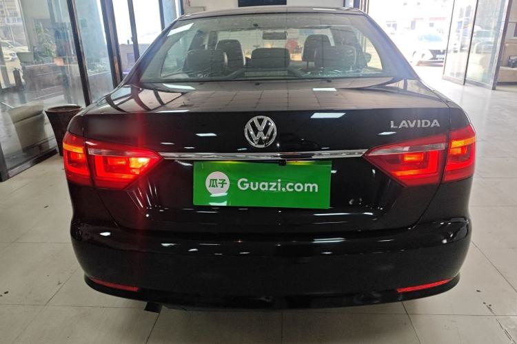 Used Volkswagen Lavida 2013 Restyled Classic 1.6L Automatic Comfort Edition