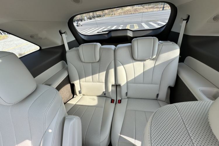 Used Wey Lanshan 2025 Four-Wheel Drive Max