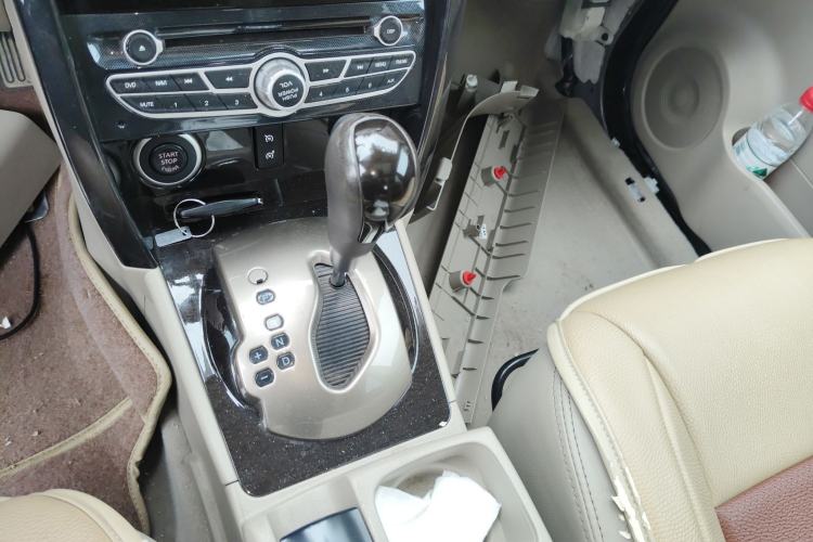 Used Renault Koleos 2014 Revised Version 2.5L Two-Wheel Drive Comfort Edition