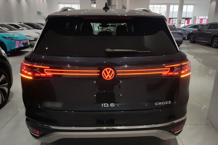 Used Volkswagen ID.6 CROZZ 2022 Long-Range PURE+ Edition