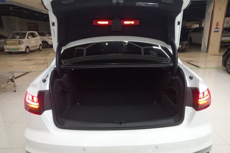 Used Audi A4L 2022 40 TFSI Fashion Dynamic Model
