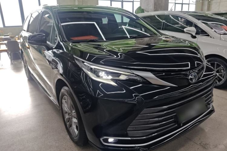 Used Toyota Sienna 2021 2.5L Hybrid Ultimate Edition
