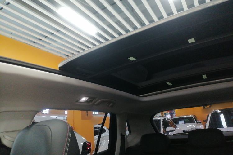 Used Volkswagen Tayron 2020 330TSI Two-Wheel Drive Luxury Smart Connectivity Version
