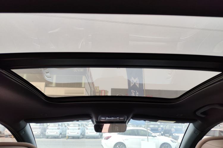 Used BYD Han 2025 EV with 701 km of Laser Radar-Enabled Intelligent Driving