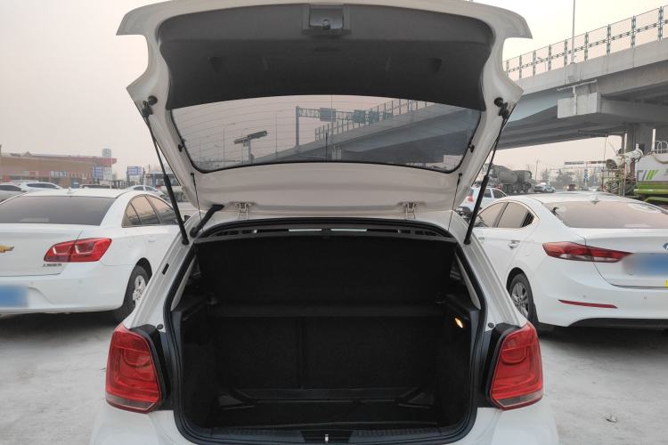 Used Volkswagen Polo 2013 1.4L Automatic Comfort Edition