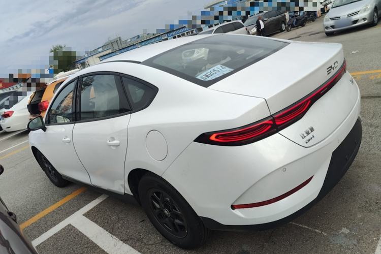 Used BYD Qin PLUS 2025 DM-i Smart Drive 55KM Leading Model
