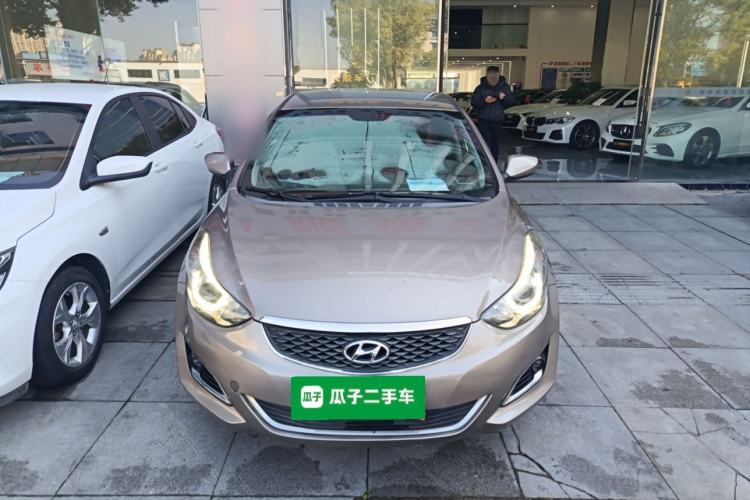 Used Hyundai Elantra 2016 1.6L Automatic Smart Version
