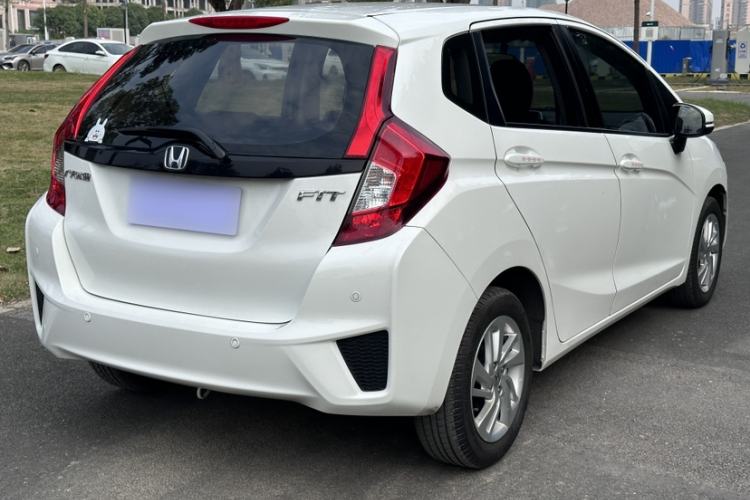 Used Honda Fit 2014 1.5L SE CVT Fashion Model
