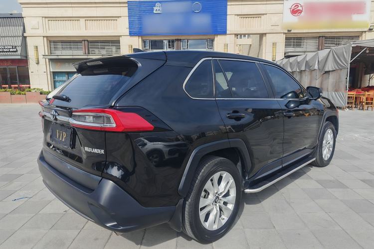 Used Toyota Wildlander 2022 Updated Version 2.0L CVT Two-Wheel Drive Leading Edition
