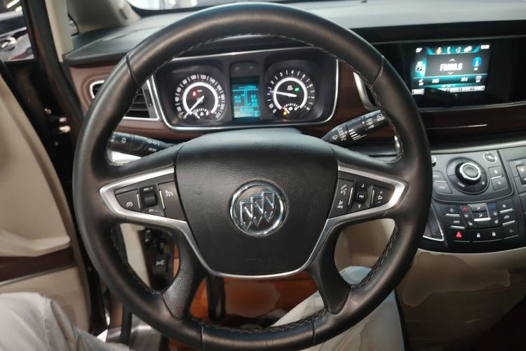 Used Buick GL8 2017 25S Luxury Version China V Standard
