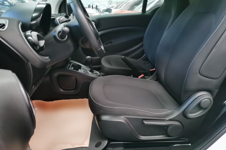 Used  fortwo 2018 1.0L 52kW Hardtop Passion Edition China V Standard
