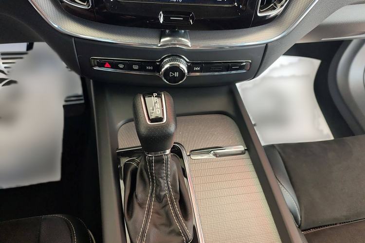 Used Volvo XC60 2019 T5 4x4 Zhiyuan Sport Edition China V Standard