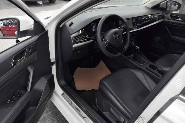 Used Volkswagen Lavida 2019 1.5L Automatic Comfort Edition China VI Standard
