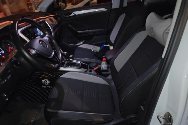 Used Volkswagen T-ROC 2019 230TSI DSG Two-Wheel-Drive Advanced Version China VI Standard
