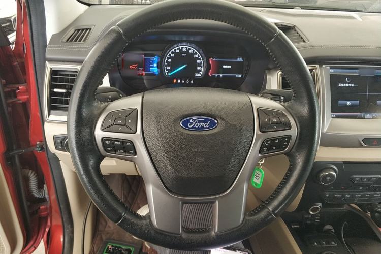 Used Ford Everest 2016 2.0T Gasoline Automatic 4x4 Luxury Edition
