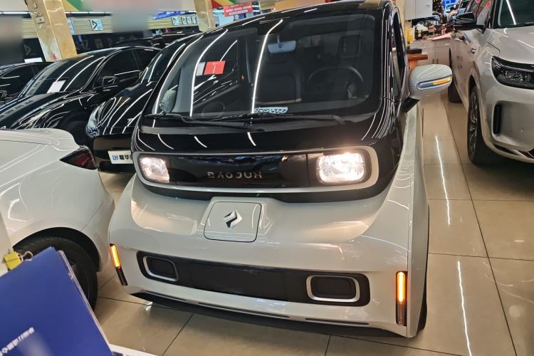 Used Baojun KiWi EV 2021 Designer Lithium Iron Phosphate
