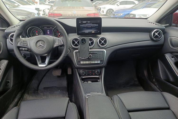 Used Mercedes-Benz GLA 2018 GLA 200 Fashion Model